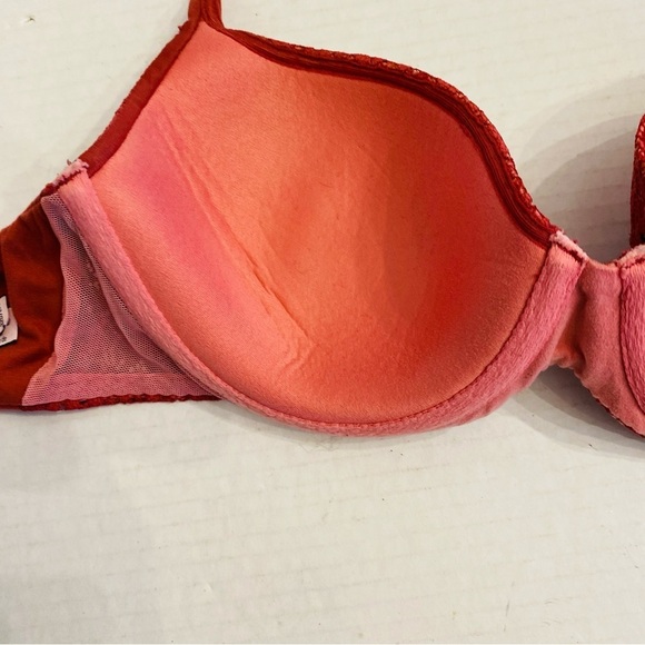 32D Victoria Secret Body By Victoria Lined Demi Bra Raspberry Lace Overlay - Picture 8 of 15
